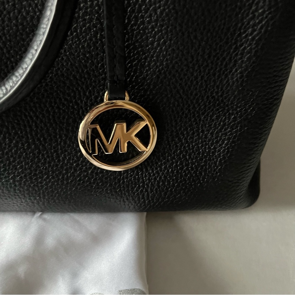 MICHAEL KORS leather bag - Picture 2 of 10